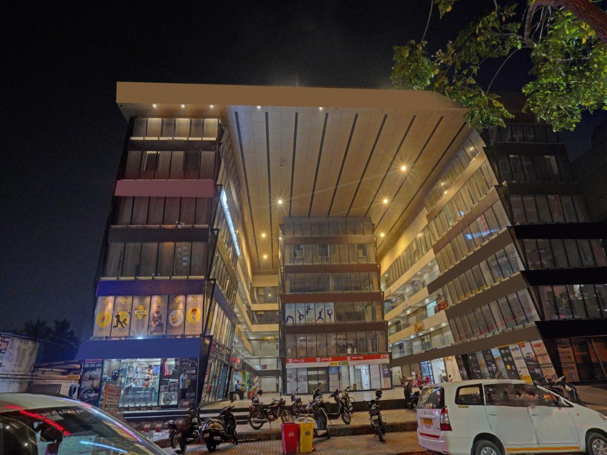 Hotel Gokul Solitaire, Surat Bhatha Esterno foto